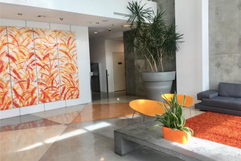 Condo in Miami, Florida, 1 bedroom  № 1702771 - photo 15
