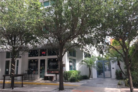Condo in Miami, Florida, 1 bedroom  № 1702771 - photo 20