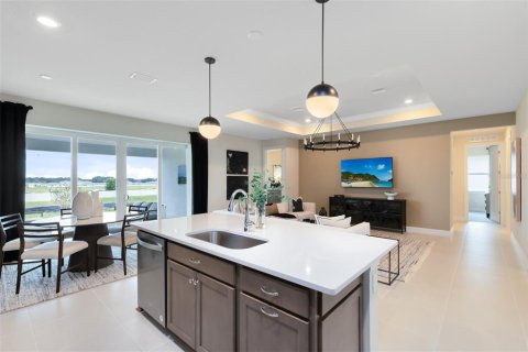 Villa ou maison à vendre à Davenport, Floride: 4 chambres, 232.53 m2 № 2417011 - photo 8
