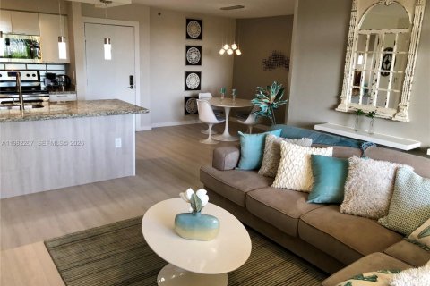 Снять в аренду кондоминиум в Авентура, Флорида 1 спальня, 67.82м2, № 2045039 - фото 4