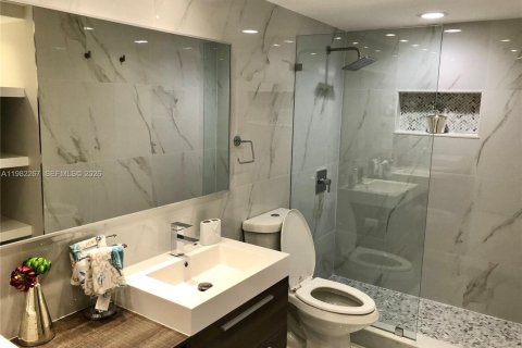 Снять в аренду кондоминиум в Авентура, Флорида 1 спальня, 67.82м2, № 2045039 - фото 16