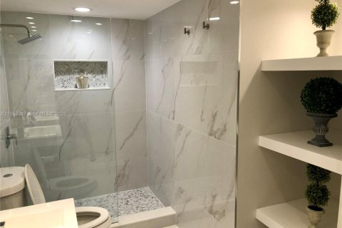 Снять в аренду кондоминиум в Авентура, Флорида 1 спальня, 67.82м2, № 2045039 - фото 17