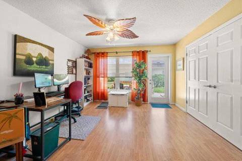 House in Clearwater, Florida 2 bedrooms, 141.86 sq.m. № 2227264 - photo 13