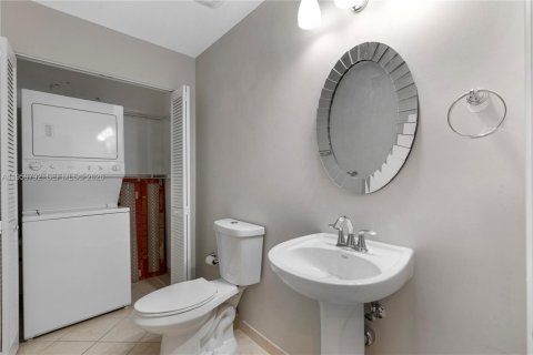 Снять в аренду кондоминиум в Майами, Флорида 1 спальня, 106.09м2, № 2021807 - фото 8