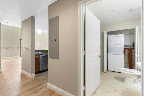 Снять в аренду кондоминиум в Майами, Флорида 1 спальня, 106.09м2, № 2021807 - фото 7