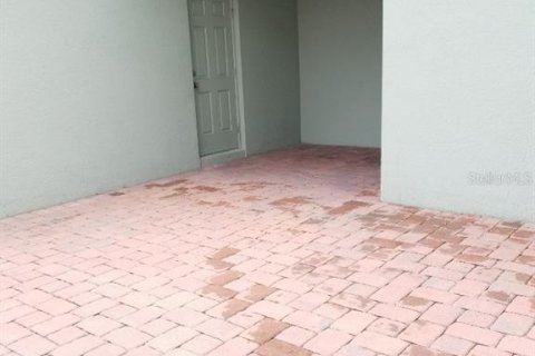 Adosado en venta en Winter Garden, Florida, 3 dormitorios, 162.39 m2 № 1716655 - foto 20