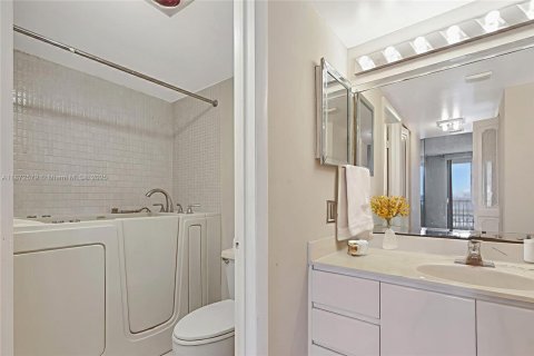 Copropriété à louer à Aventura, Floride: 1 chambre, 116.13 m2 № 1931372 - photo 14
