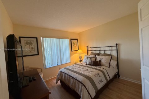 Copropriété à louer à Palm Beach Gardens, Floride: 2 chambres, 117.8 m2 № 1960042 - photo 15