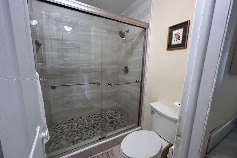 Copropriété à louer à Palm Beach Gardens, Floride: 2 chambres, 117.8 m2 № 1960042 - photo 12