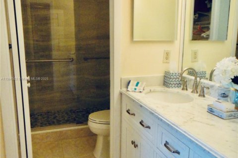 Copropriété à louer à Palm Beach Gardens, Floride: 2 chambres, 117.8 m2 № 1960042 - photo 11