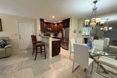 Copropriété à louer à Palm Beach Gardens, Floride: 2 chambres, 117.8 m2 № 1960042 - photo 20