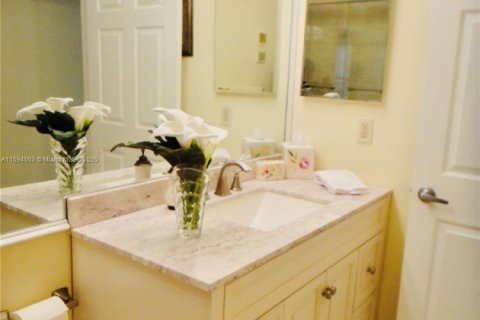 Copropriété à louer à Palm Beach Gardens, Floride: 2 chambres, 117.8 m2 № 1960042 - photo 7
