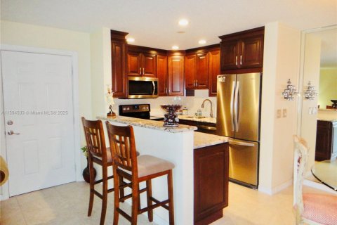 Copropriété à louer à Palm Beach Gardens, Floride: 2 chambres, 117.8 m2 № 1960042 - photo 2