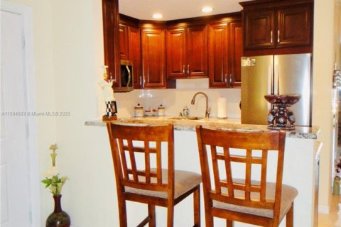 Copropriété à louer à Palm Beach Gardens, Floride: 2 chambres, 117.8 m2 № 1960042 - photo 3