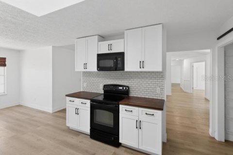 Купить виллу или дом в Панама-Бич, Флорида 5 комнат, 155.98м2, № 2101103 - фото 9