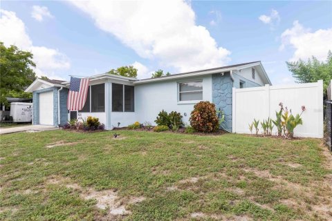 Casa en venta en Port Richey, Florida, 2 dormitorios, 96.62 m2 № 1909846 - foto 1