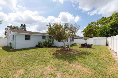 Casa en venta en Port Richey, Florida, 2 dormitorios, 96.62 m2 № 1909846 - foto 27