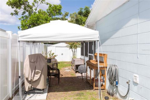 Casa en venta en Port Richey, Florida, 2 dormitorios, 96.62 m2 № 1909846 - foto 24