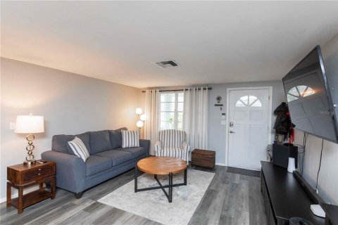 Casa en venta en Port Richey, Florida, 2 dormitorios, 96.62 m2 № 1909846 - foto 5