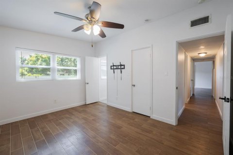 Villa ou maison à vendre à Orlando, Floride: 3 chambres, 122.91 m2 № 1898769 - photo 18