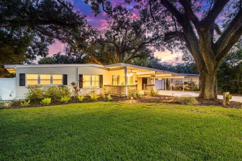 Villa ou maison à vendre à Orlando, Floride: 3 chambres, 122.91 m2 № 1898769 - photo 1