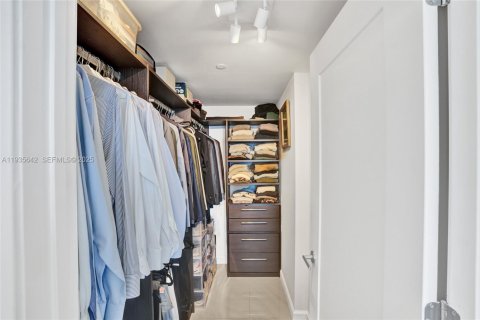 Copropriété à vendre à Miami, Floride: 2 chambres, 110.65 m2 № 1993767 - photo 22