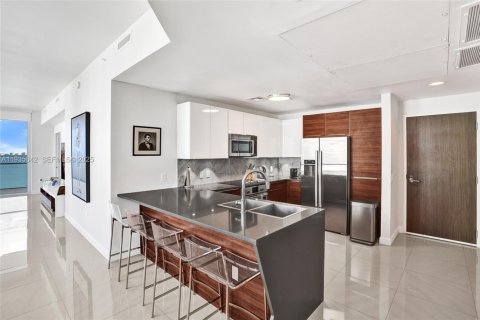 Copropriété à vendre à Miami, Floride: 2 chambres, 110.65 m2 № 1993767 - photo 15
