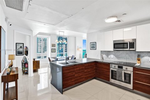 Copropriété à vendre à Miami, Floride: 2 chambres, 110.65 m2 № 1993767 - photo 16