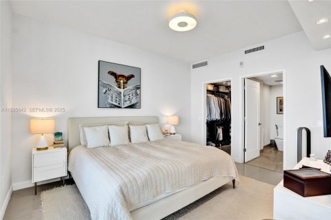 Copropriété à vendre à Miami, Floride: 2 chambres, 110.65 m2 № 1993767 - photo 19