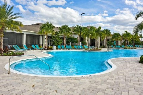 House in Winter Garden, Florida 4 bedrooms, 212.75 sq.m. № 1721374 - photo 11