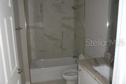 House in Ocklawaha, Florida 3 bedrooms, 92.9 sq.m. № 2224776 - photo 10