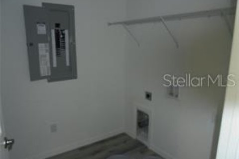 House in Ocklawaha, Florida 3 bedrooms, 92.9 sq.m. № 2224776 - photo 11