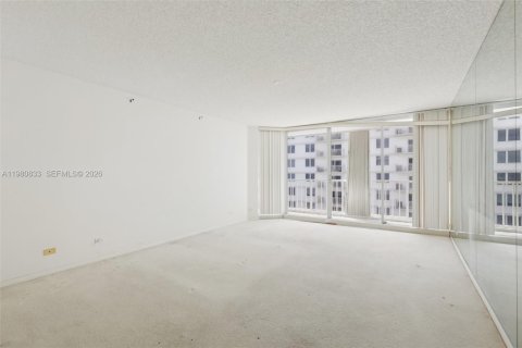 Condo in Highland Beach, Florida, 3 bedrooms  № 2043341 - photo 30