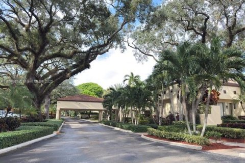 Снять в аренду кондоминиум в Дейви, Флорида 1 спальня, 60.76м2, № 1945973 - фото 21