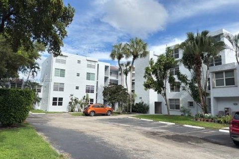 Снять в аренду кондоминиум в Дейви, Флорида 1 спальня, 60.76м2, № 1945973 - фото 3