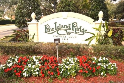 Снять в аренду кондоминиум в Дейви, Флорида 1 спальня, 60.76м2, № 1945973 - фото 1