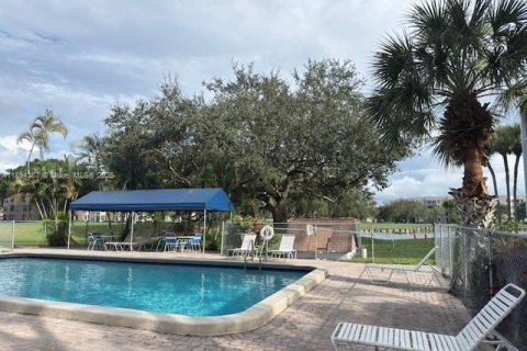 Снять в аренду кондоминиум в Дейви, Флорида 1 спальня, 60.76м2, № 1945973 - фото 18