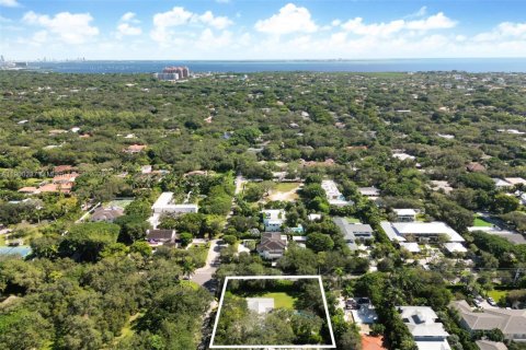 House in Miami, Florida 3 bedrooms, 174.84 sq.m. № 1955562 - photo 17