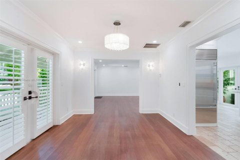 Купить виллу или дом в Майами, Флорида 3 спальни, 174.84м2, № 1955562 - фото 20