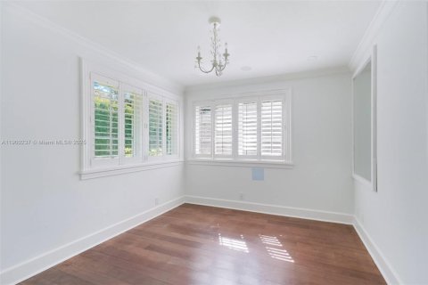 Купить виллу или дом в Майами, Флорида 3 спальни, 174.84м2, № 1955562 - фото 28