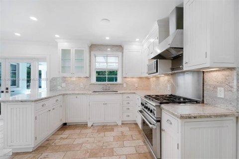 Купить виллу или дом в Майами, Флорида 3 спальни, 174.84м2, № 1955562 - фото 22