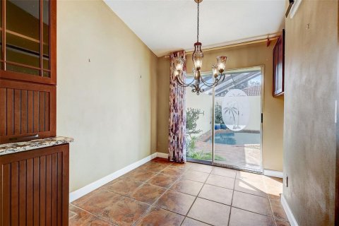 Condo in Orlando, Florida, 3 bedrooms  № 2433605 - photo 12