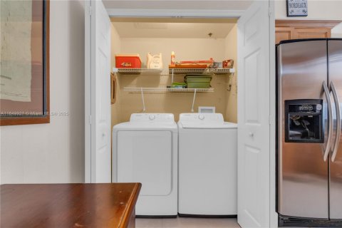 Copropriété à louer à Aventura, Floride: 2 chambres, 100.06 m2 № 1711106 - photo 13