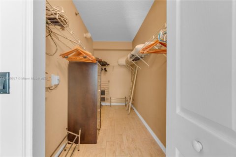 Copropriété à louer à Aventura, Floride: 2 chambres, 100.06 m2 № 1711106 - photo 24
