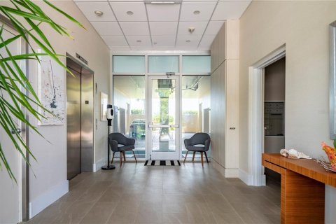 Copropriété à vendre à Longboat Key, Floride: 3 chambres, 202.53 m2 № 2308107 - photo 7