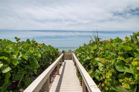 Copropriété à vendre à Longboat Key, Floride: 3 chambres, 202.53 m2 № 2308107 - photo 3