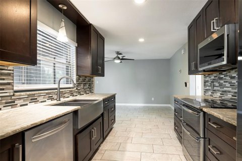Villa ou maison à vendre à Winter Park, Floride: 3 chambres, 122.45 m2 № 2434883 - photo 5