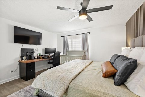 Condo in Orlando, Florida, 2 bedrooms  № 2377913 - photo 13