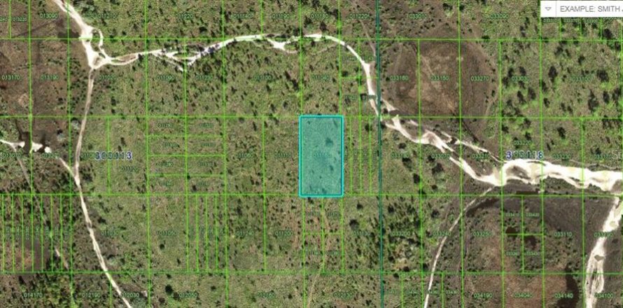 Terreno en Frostproof, Florida № 2235023
