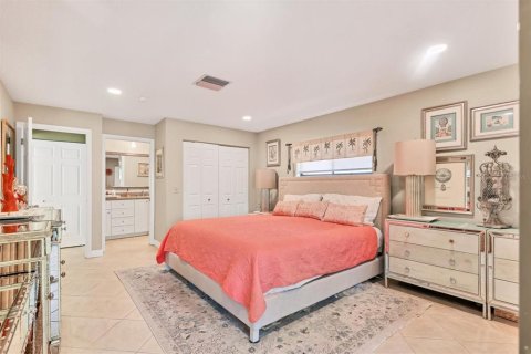 House in Bradenton, Florida 3 bedrooms, 167.69 sq.m. № 1676960 - photo 21